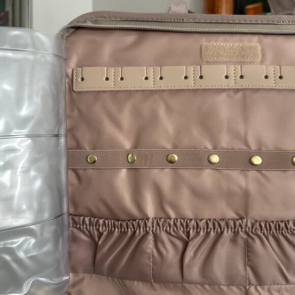 Bagsmart - Travel Jewelry Organizer Case in Gray - Picture 5 of 8